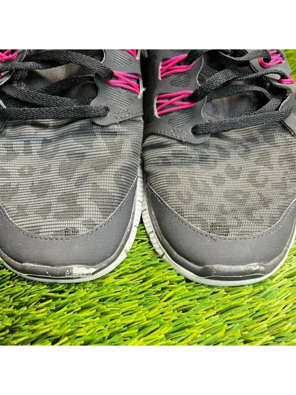 Nike Free 5.0 H2o Repel Shield Womens Size 9 Black Pink Running Shoes Sneakers